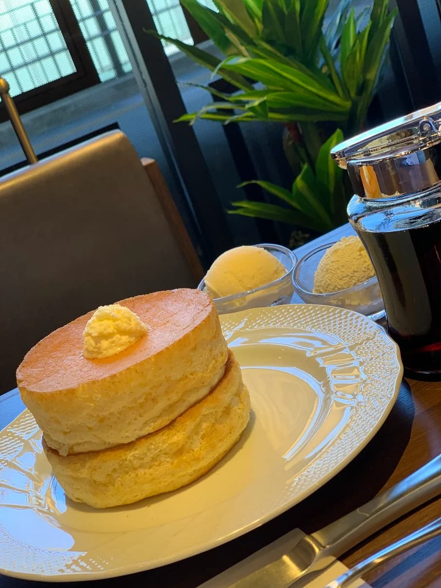星乃珈琲店のスフレパンケーキ